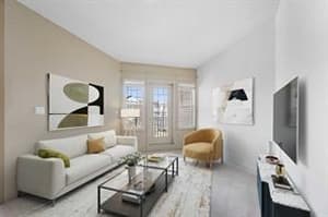 5605 Henwood