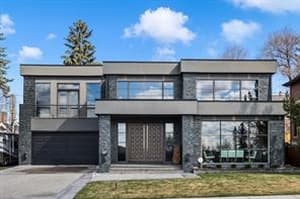 832 Hillcrest