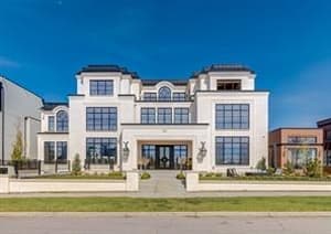732 Crescent