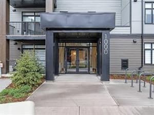 200 Seton