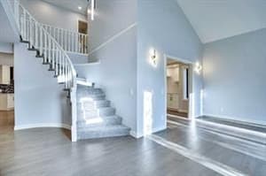 194 Woodbriar