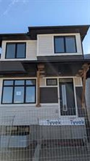 910 Wolf Willow