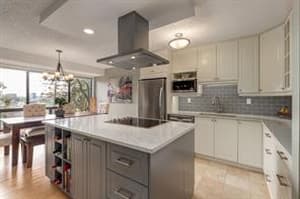 320 Meredith