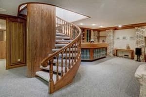 76 Edgeland