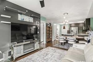 15 Aspenmont