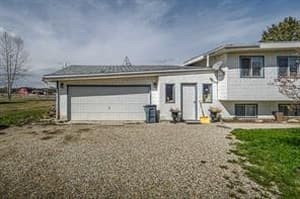 262057 Poplar Hill