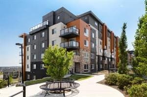 20 Kincora Glen