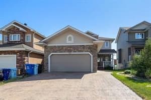 121 Gravelstone