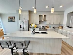 792 Creekstone