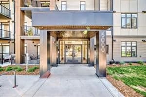 200 Seton