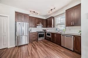 206 Sherwood