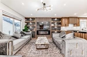 390 Martindale