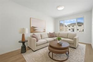 135 Creekview