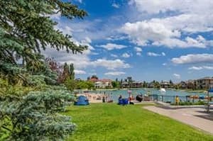 1010 Arbour Lake