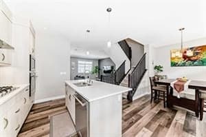 209 Wentworth