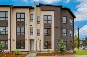 4909 Bowness