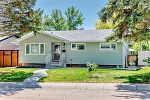 3223 Barr