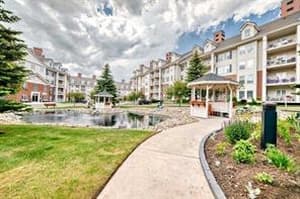 151 Country Village