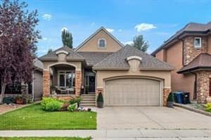81 Elgin Estates