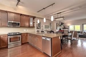 407 Valley Ridge