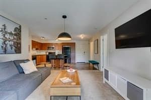 279 Copperpond