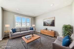 147 Bartlett