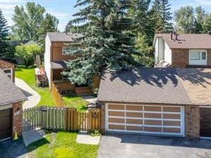 215 Ranchview