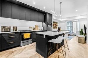 4275 Norford