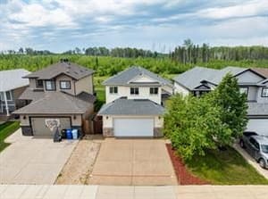 449 Walnut