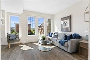 81 Greenbriar