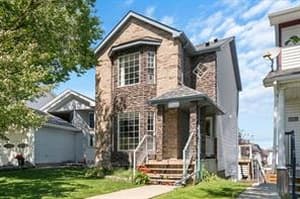 10884 Hidden Valley