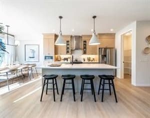 164 Belmont