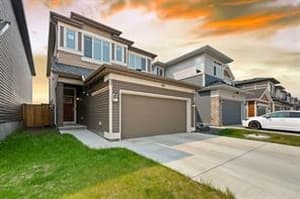 385 Corner Meadows