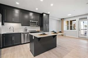 80 Greenbriar