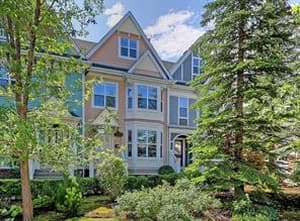 32 Versailles