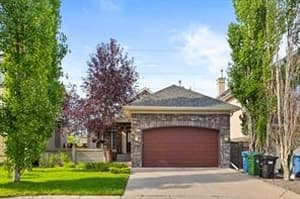 250 Strathridge