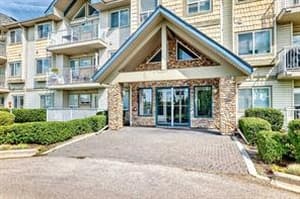 7 Harvest Gold  Manor