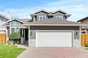 8285 Edgebrook