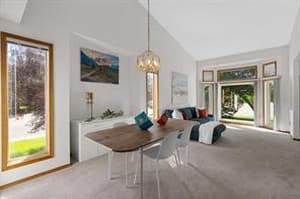 305 Douglasbank