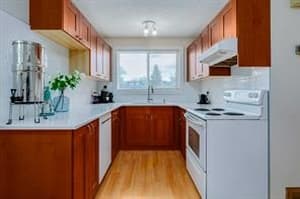 740 Bracewood