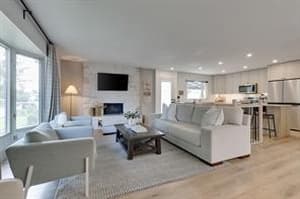 840 Archwood