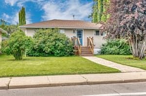 8319 Bowness