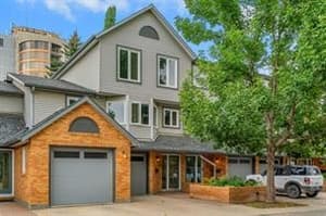22 Coachway