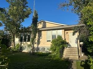 7422 Ogden