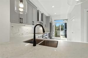 355 Nolancrest