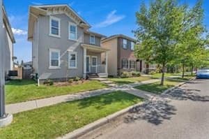 4715 Elgin