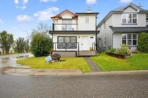 2103 Country Hills