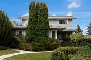 2711 Crawford