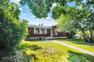 1447 Northmount