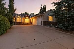 1552 Evergreen